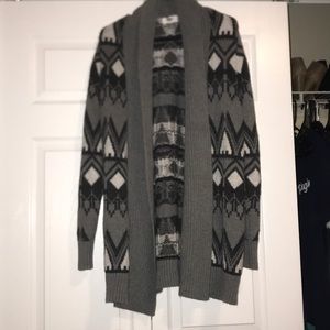 Old Navy Sweater/Cardigan